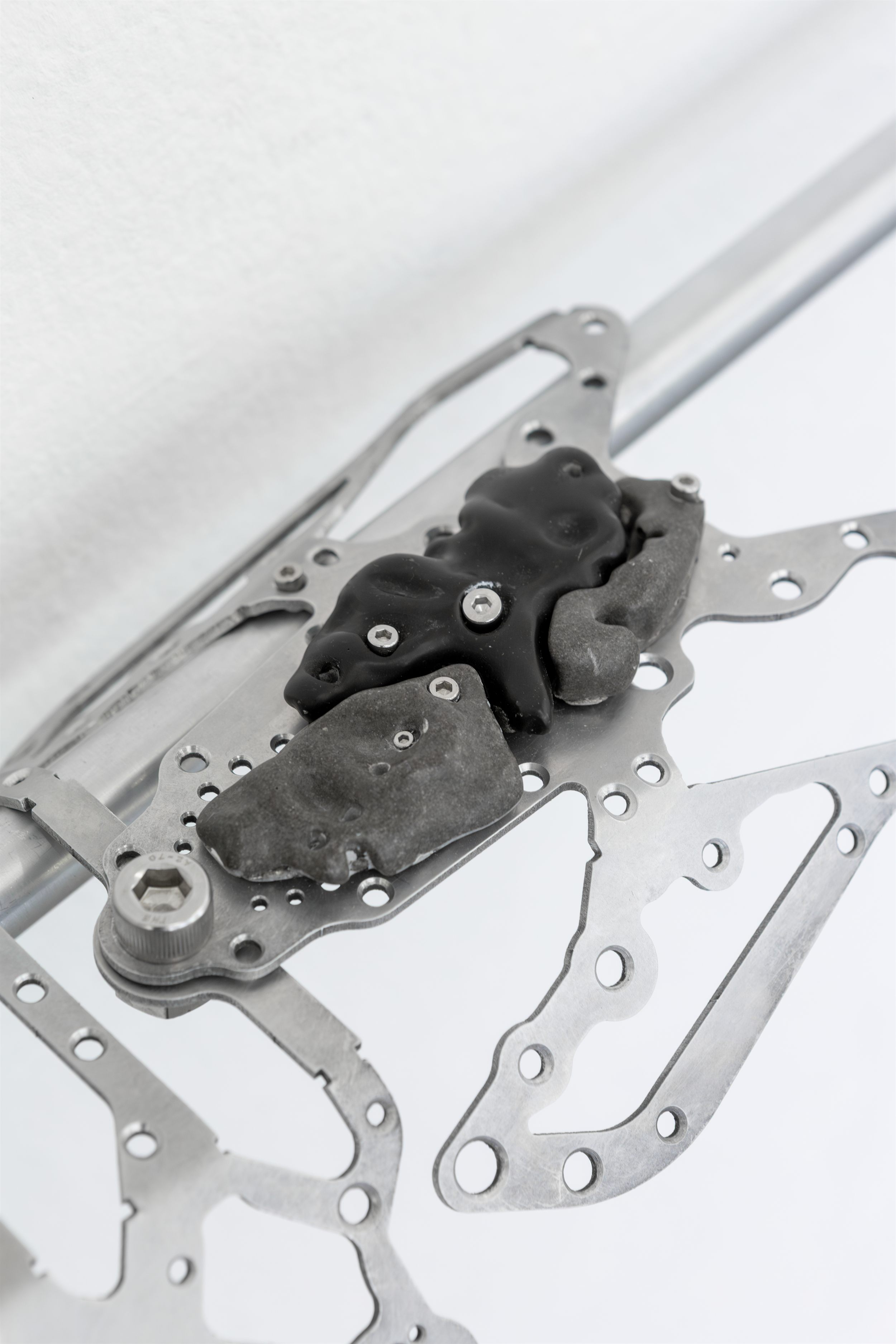 Biostatic Frame