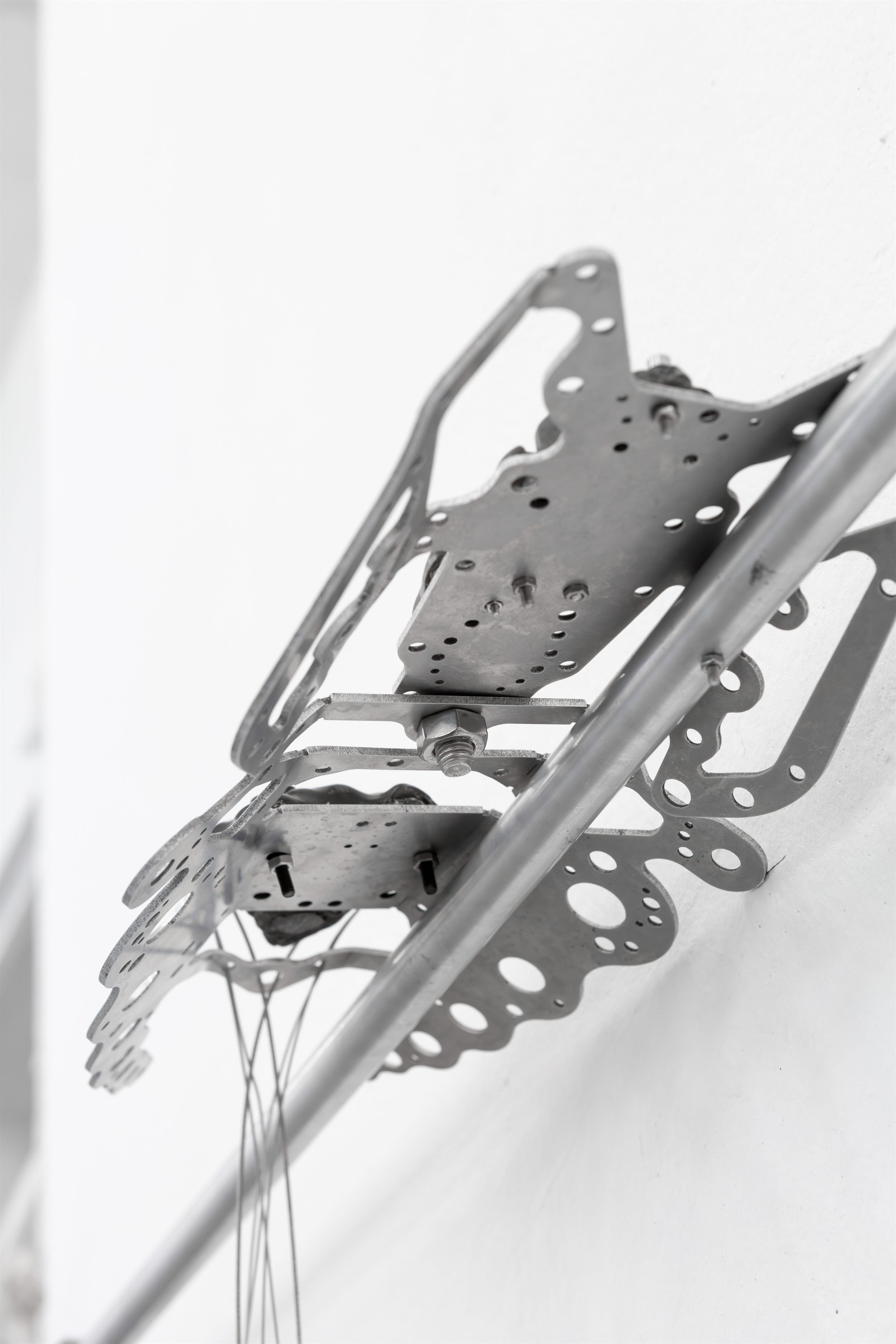 Biostatic Frame